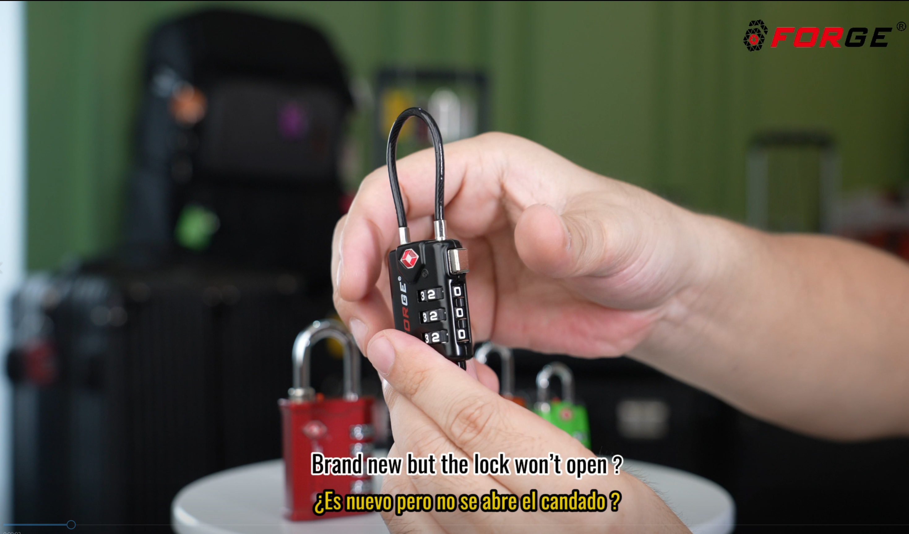 Brand new but the lock won&#39;t open ?